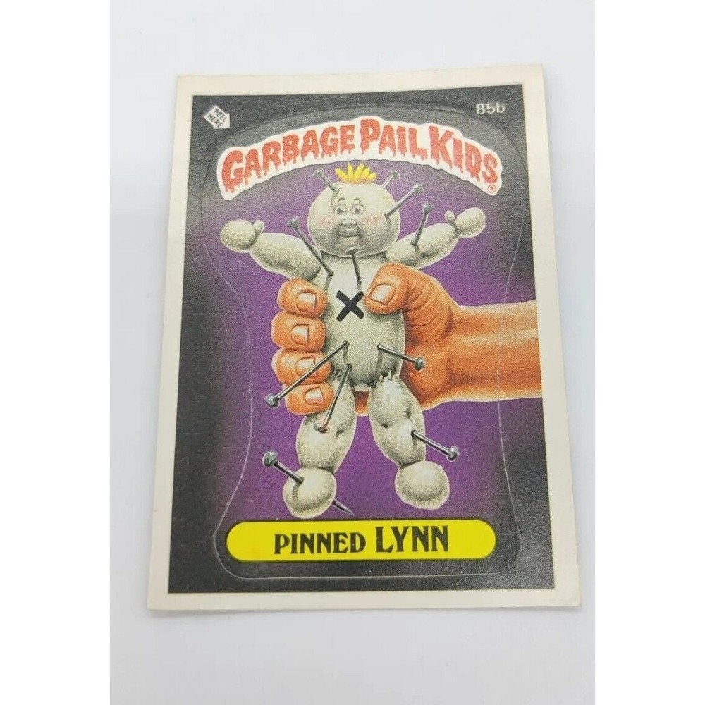 1986 Garbage Pail Kids Series 3 Trading Card Sticker #85b Pinned LYNN 85 B GPK